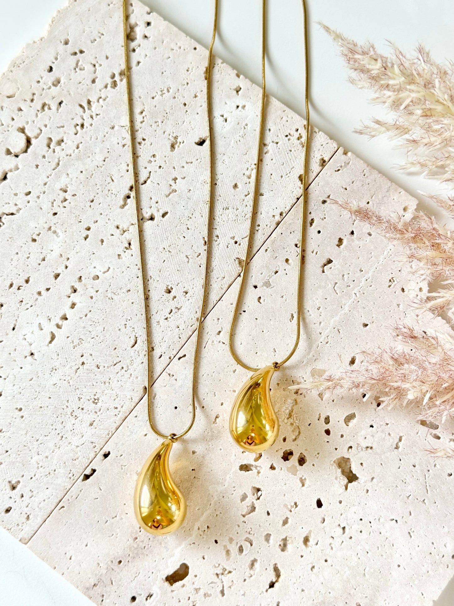 Drop Necklace