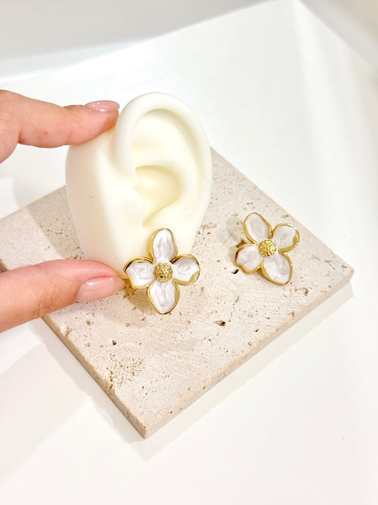 Jamie Earrings *Gold*