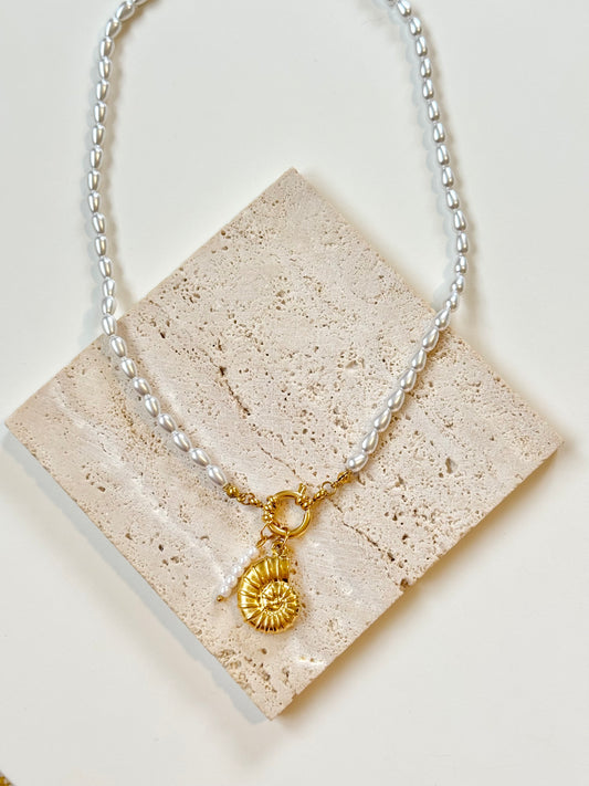 Summer Pearl Necklace