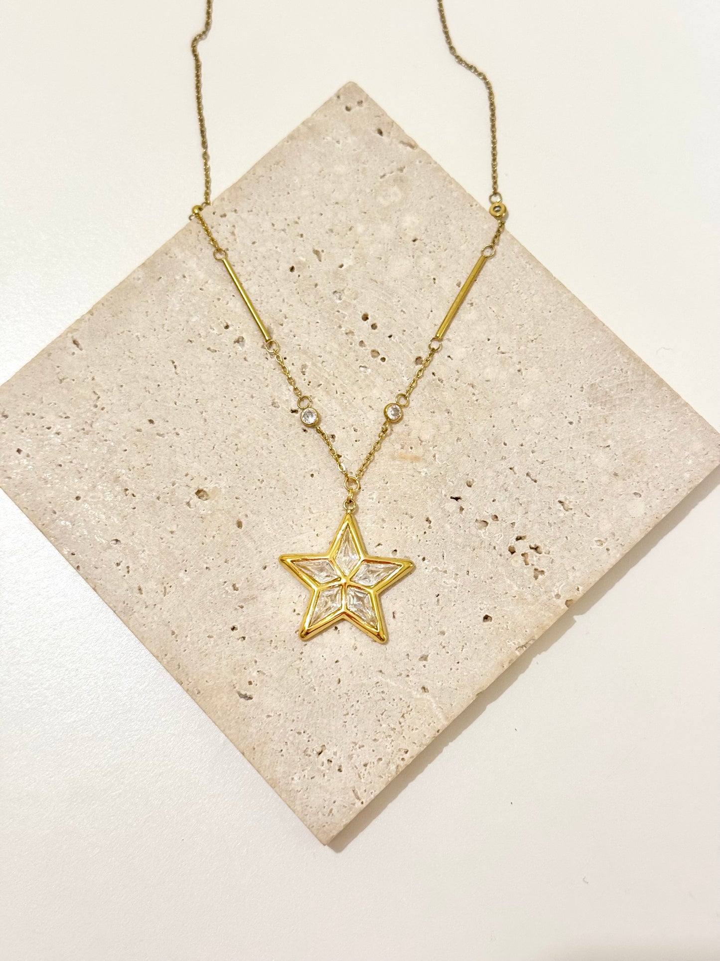 Shine Star Neclace