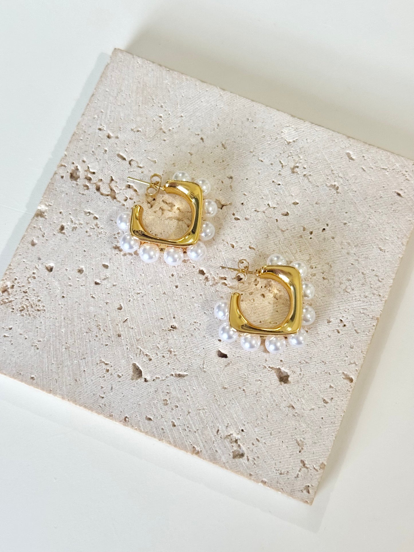 Pearly Earrings