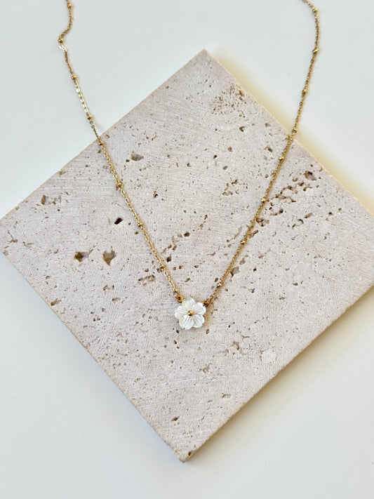 Renace Necklace