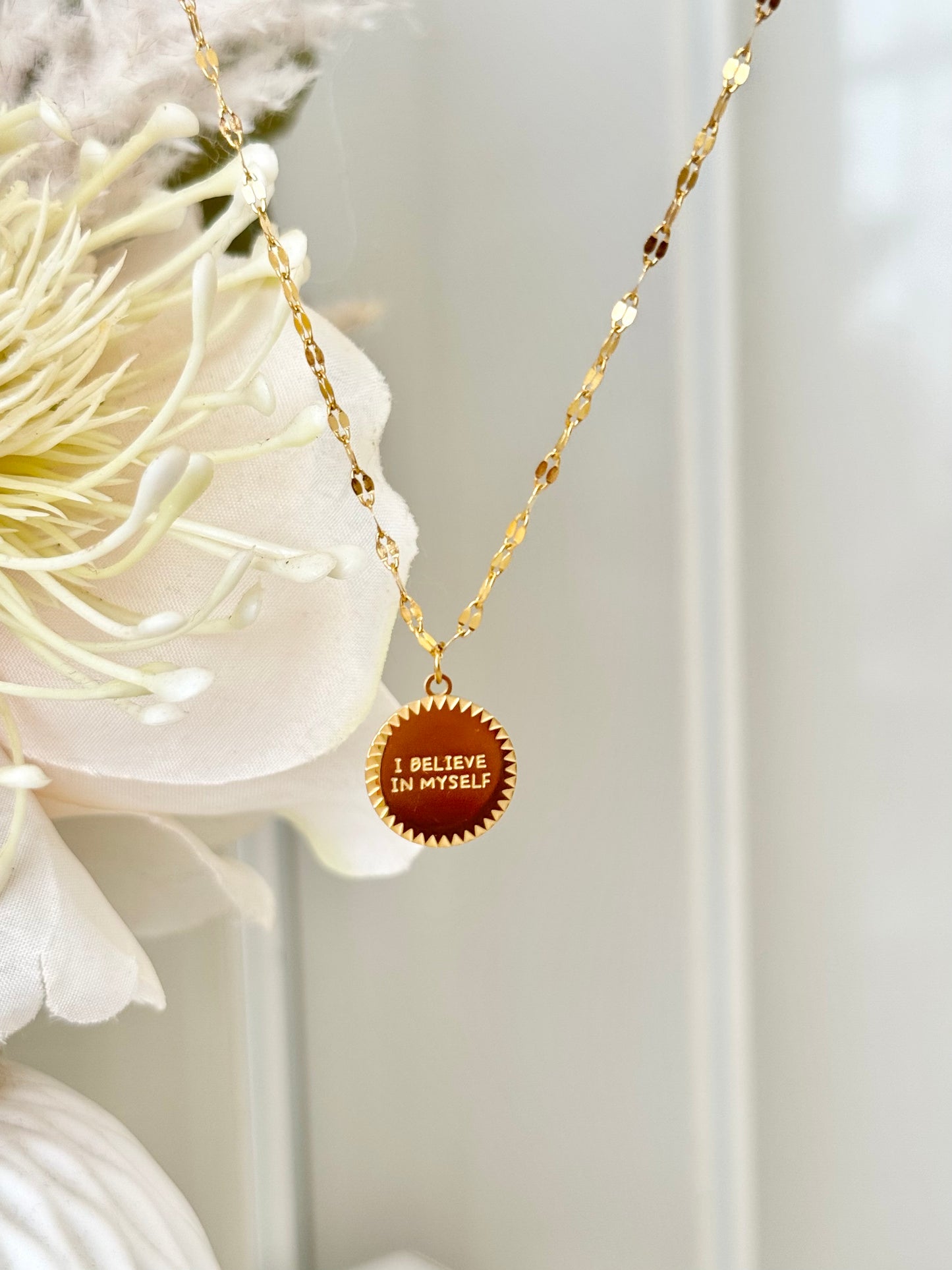 “Creo en mí Misma” Necklace