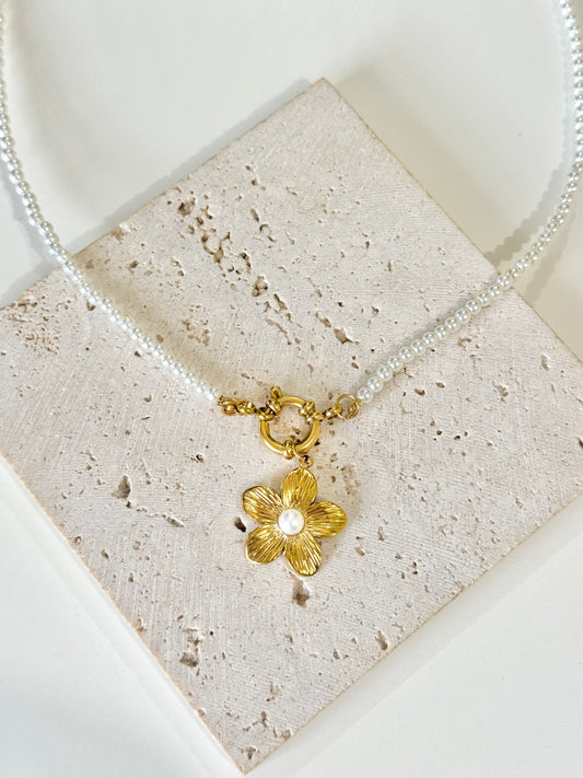 Florece Necklace