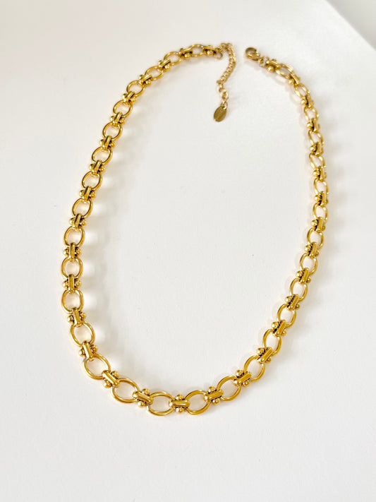 Oval Necklace