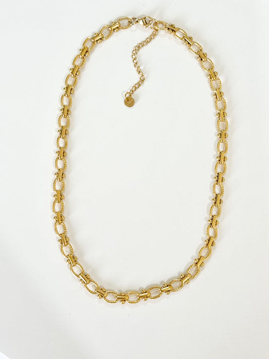 Oval Necklace Simply