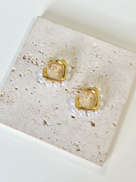 Pearly Earrings