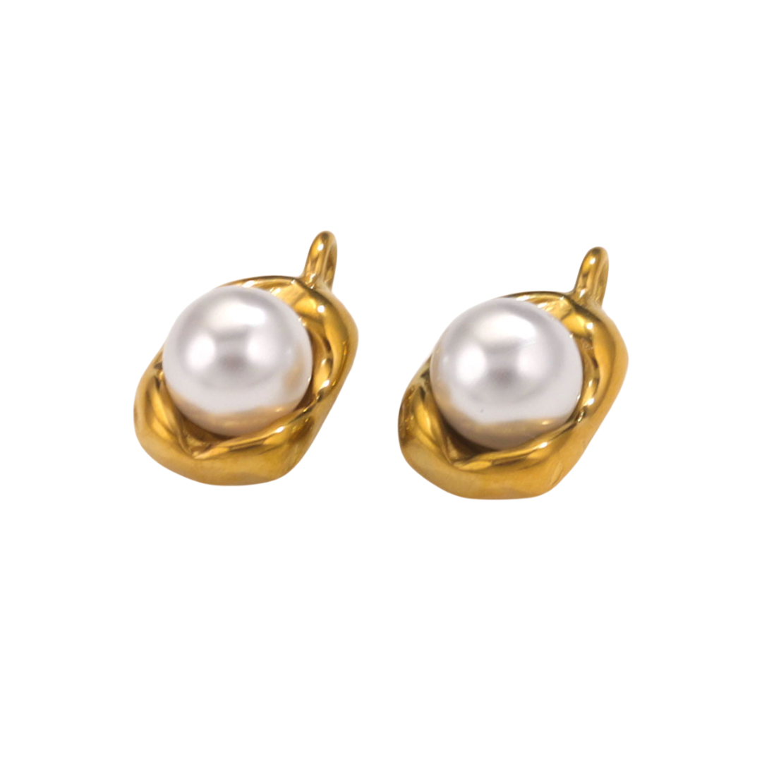 Gold Pearl Charm